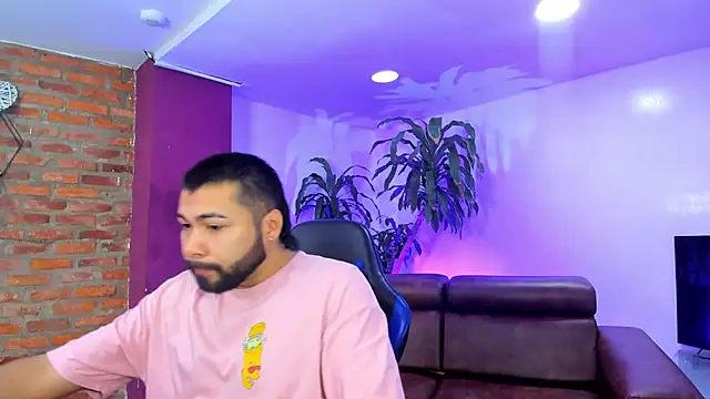 HotThreesoome online show from 12-16-25, 01:05