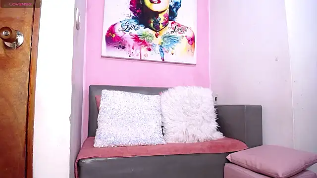 danycute  online show from 02-24-26, 04:27