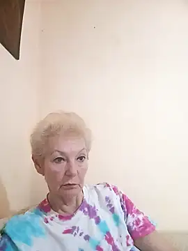 Calypso-Loove online show from 04-15-26, 01:18