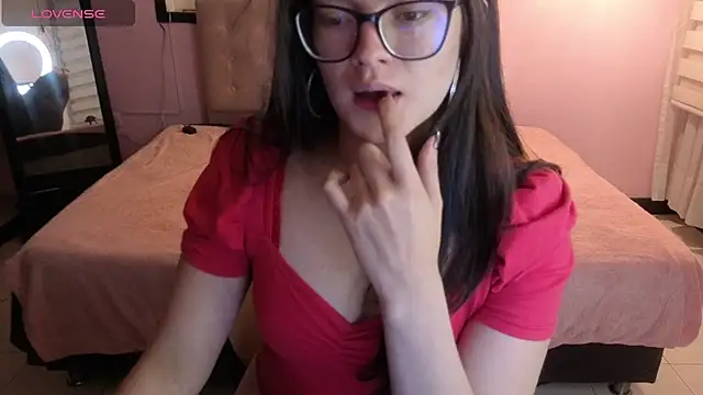 Sara valderrama  online show from 07-28-26, 03:32
