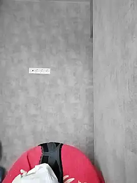 HapinessLovee online show from 04-16-26, 08:37