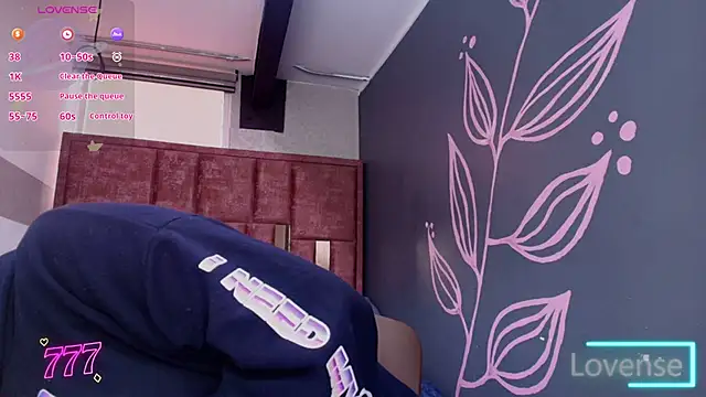 Kiara Fox   online show from 06-01-26, 08:10