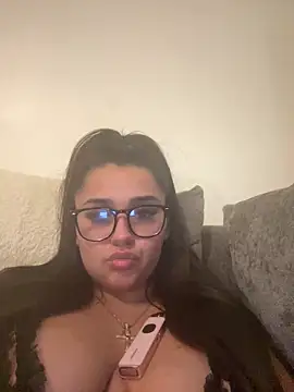 Snapshot of Wild_Busty_Niyah_XX chatting on 03-06-26, 09:44 Wild Busty Niyah XX online show from 03-06-26, 09:44