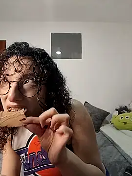 little  ammy online show from 02-05-26, 02:16