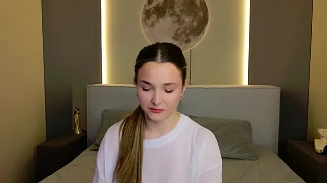 Lina Sinerz online show from 03-02-26, 08:26