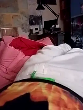 Snapshot of barbone15 chatting on 03-02-26, 06:47 barbone15 online show from 03-02-26, 06:47