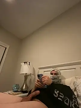 phantom898983 online show from 04-14-26, 07:58