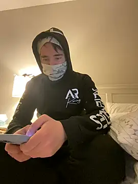 phantom898983 online show from 04-28-26, 08:30