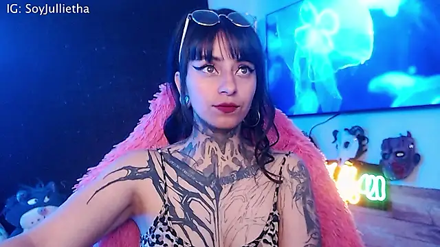 Julls420  online show from 02-05-26, 04:39