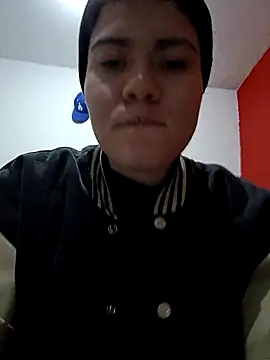 Snapshot of geminis_xxx chatting on 02-13-26, 01:01 geminis xxx online show from 02-13-26, 01:01