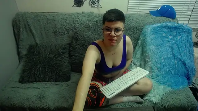 geminis xxx online show from 04-30-26, 06:42