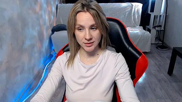 MiaBun1 online show from 03-02-26, 07:15