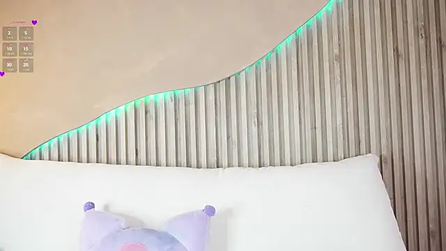 SaraJonesxx online show from 01-08-26, 07:05