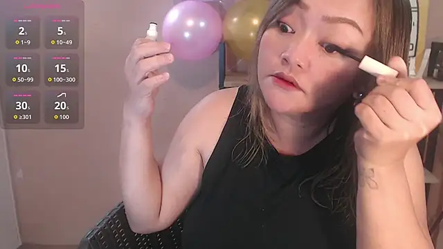 Snapshot of seeyou_2morrow chatting on 02-11-26, 02:11 seeyou 2morrow online show from 02-11-26, 02:11