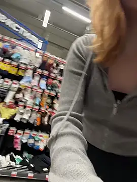 Little Ginger online show from 05-11-26, 01:55