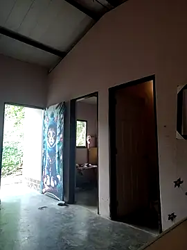 Snapshot of Charlott_smi chatting on 12-13-25, 07:53 Charlott smi online show from 12-13-25, 07:53