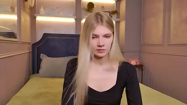 Vivien Hans online show from 04-02-26, 08:39