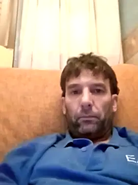 Snapshot of pcr44 chatting on 02-17-26, 11:33 pcr44 online show from 02-17-26, 11:33