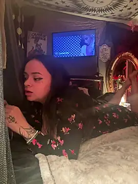 Snapshot of ellrxse chatting on 02-22-26, 09:19 ellrxse online show from 02-22-26, 09:19