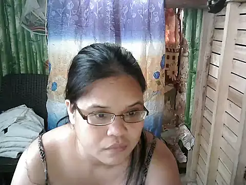 Hotty babe23 online show from 04-21-26, 02:37