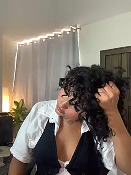 ladulcemary  online show from 04-25-26, 07:22