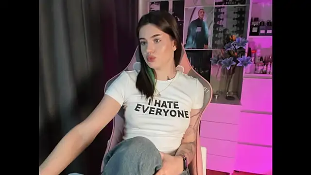 NikkieKitty online show from 03-12-26, 10:10