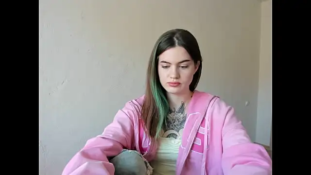 NikkieKitty online show from 03-29-26, 10:48