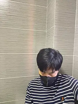 kimze7 online show from 04-15-26, 10:43