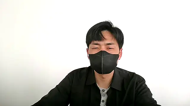 Snapshot of kimze7 chatting on 05-15-26, 02:51 kimze7 online show from 05-15-26, 02:51