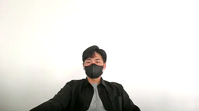 Snapshot of kimze7 chatting on 05-18-26, 02:07 kimze7 online show from 05-18-26, 02:07