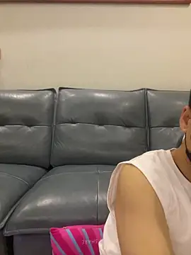 Snapshot of kimze7 chatting on 06-07-26, 02:21 kimze7 online show from 06-07-26, 02:21