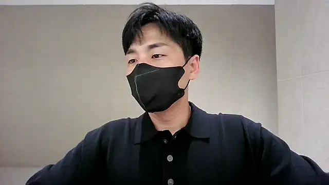 Snapshot of kimze7 chatting on 06-11-26, 02:53 kimze7 online show from 06-11-26, 02:53