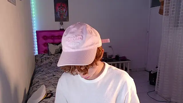 Dani Dancer online show from 12-20-25, 01:12