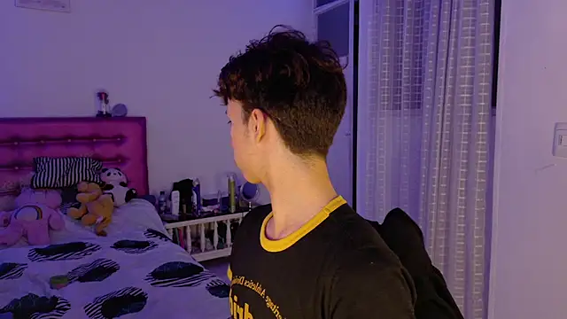 Dani Dancer online show from 03-25-26, 01:22