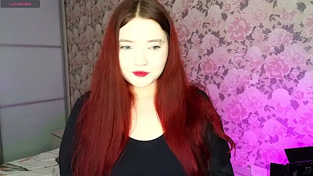 Snapshot of AvroraMichel chatting on 12-15-25, 12:53 AvroraMichel online show from 12-15-25, 12:53