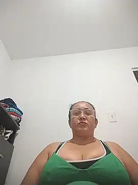 Nini Love  online show from 02-02-26, 09:46