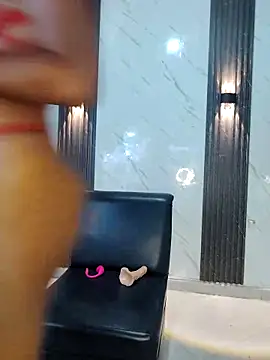 CaramelDesire online show from 04-29-26, 01:10