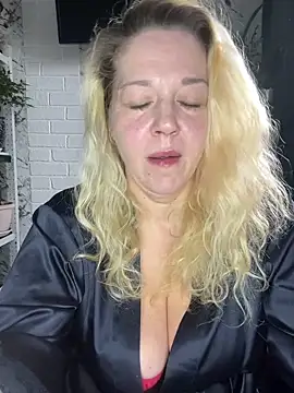 JenniferCarmen online show from 04-08-26, 02:33