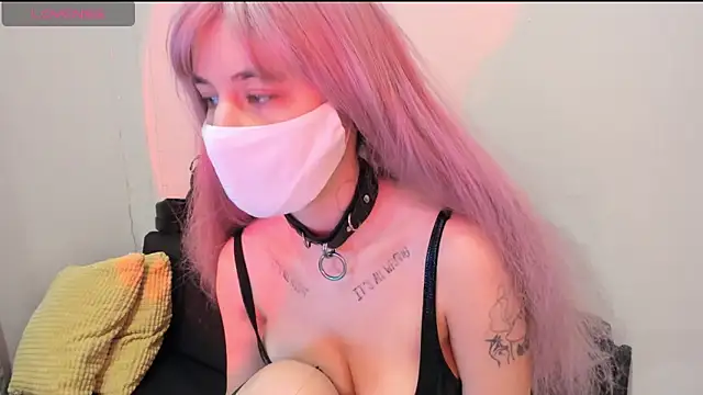 DELAYLALEAA online show from 01-19-26, 04:33