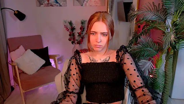 Bella xBaby online show from 12-19-25, 01:40