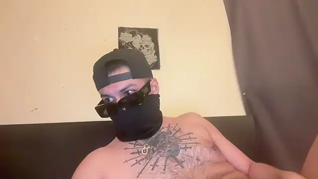 Snapshot of angelblanco chatting on 02-17-26, 08:44 angelblanco online show from 02-17-26, 08:44