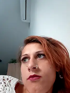 Bellaa25 online show from 04-28-26, 04:23