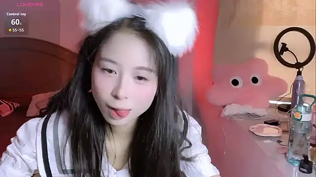 Snapshot of tiantian-160 chatting on 12-14-25, 09:25 tiantian-160 online show from 12-14-25, 09:25