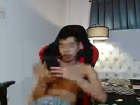 Snapshot of mike_cummer chatting on 12-14-25, 10:09 mike cummer online show from 12-14-25, 10:09