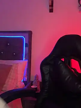 Snapshot of Daniela_ruizz chatting on 02-26-26, 01:48 Daniela ruizz online show from 02-26-26, 01:48