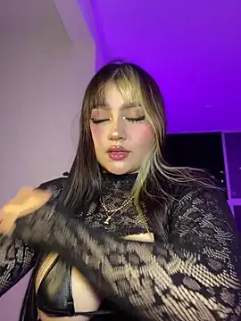 Daniela ruizz online show from 06-10-26, 02:12