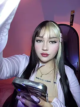 Daniela ruizz online show from 06-16-26, 04:04