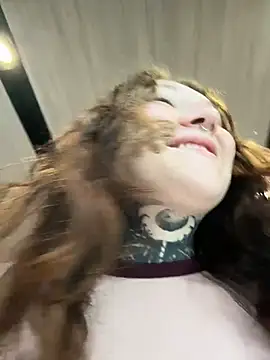 FionaMurr online show from 01-18-26, 03:21