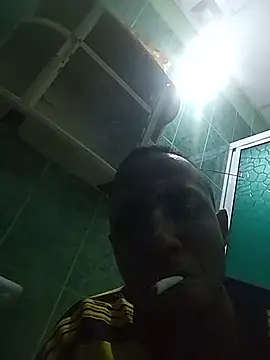 Snapshot of Andreskelly chatting on 03-05-26, 08:38 Andreskelly online show from 03-05-26, 08:38