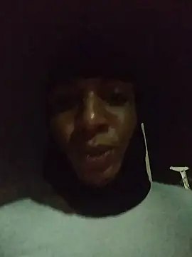 Snapshot of Andreskelly chatting on 03-08-26, 12:19 Andreskelly online show from 03-08-26, 12:19